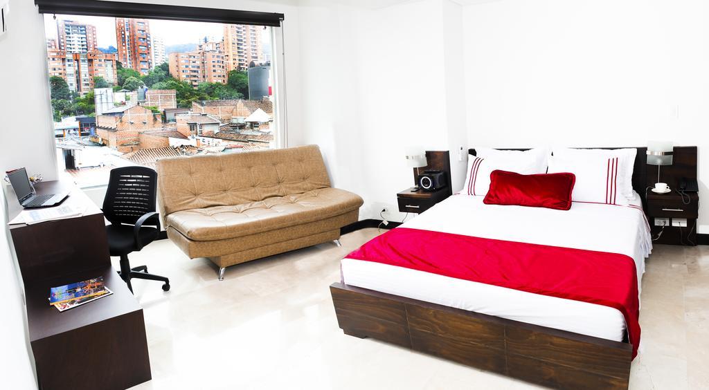 Hotel Lleras 10 Medellín Esterno foto