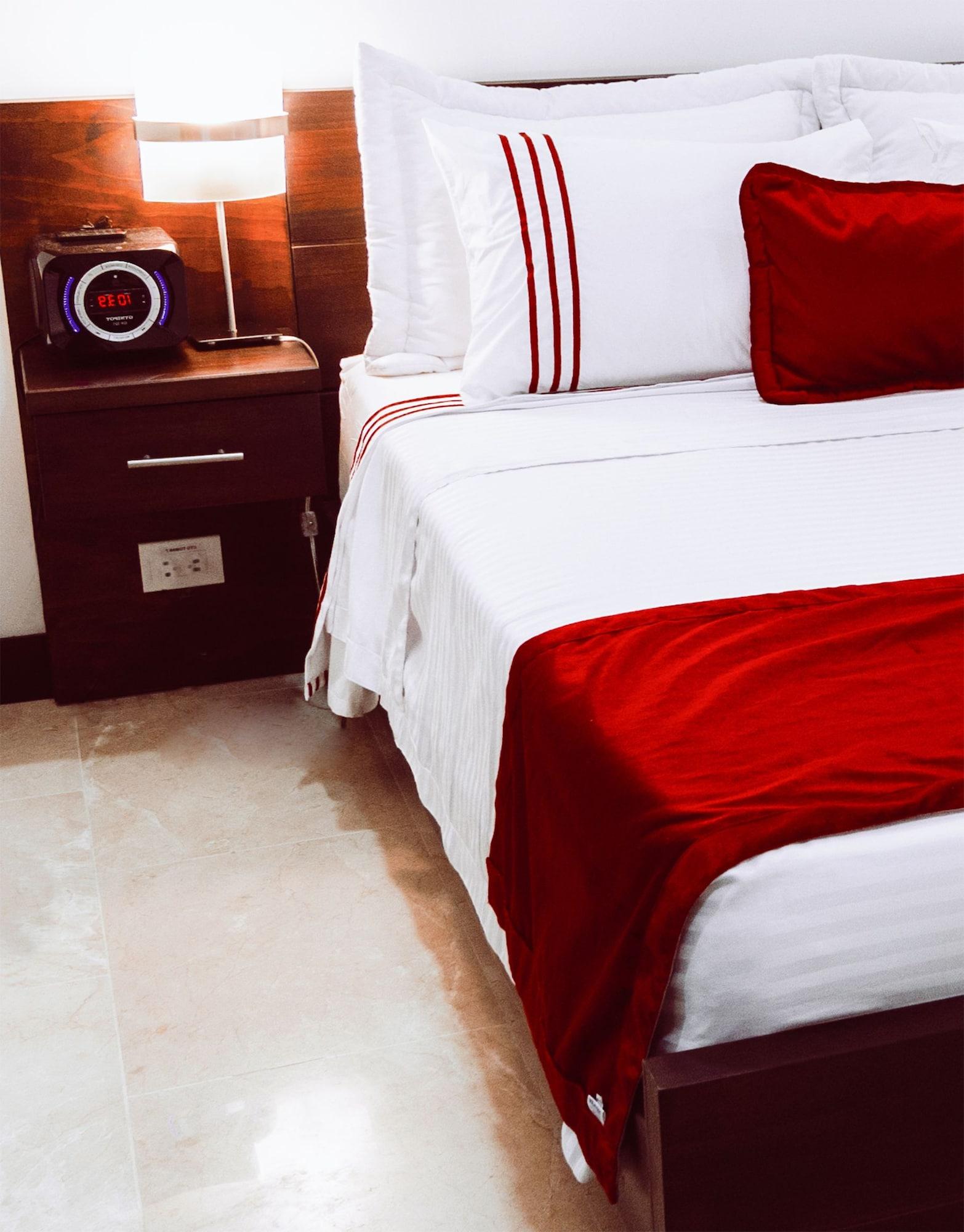 Hotel Lleras 10 Medellín Esterno foto