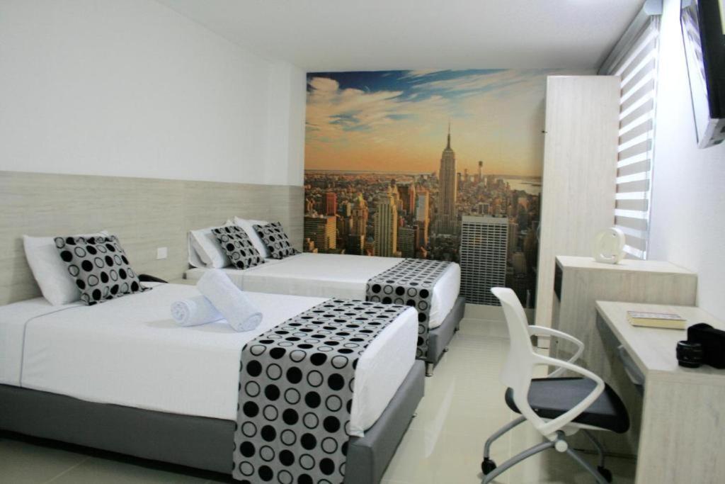 Hotel Lleras 10 Medellín Esterno foto