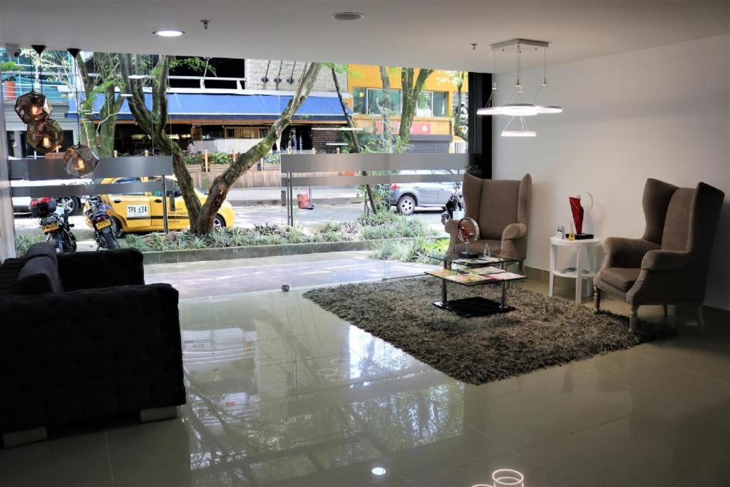 Hotel Lleras 10 Medellín Esterno foto