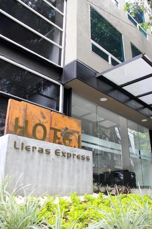 Hotel Lleras 10 Medellín Esterno foto